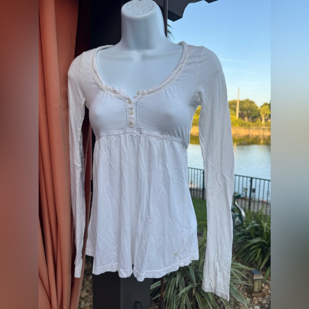 American Eagle Outfitters Vintage Y2K  Off White Babydoll Cut Long Sleeve Top XS